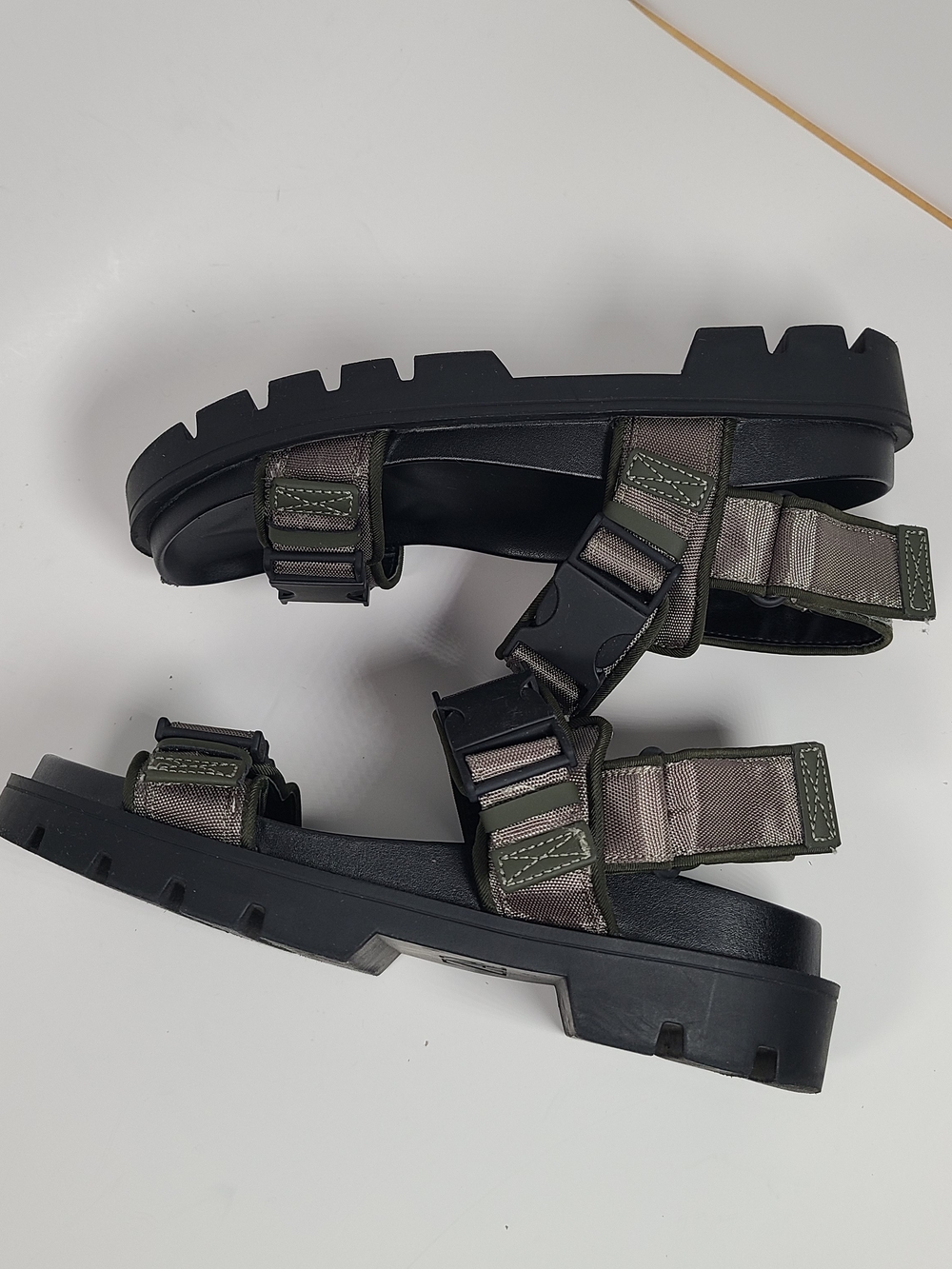 Zara Olive Green and Black Platform Strap Sandals Size 36
